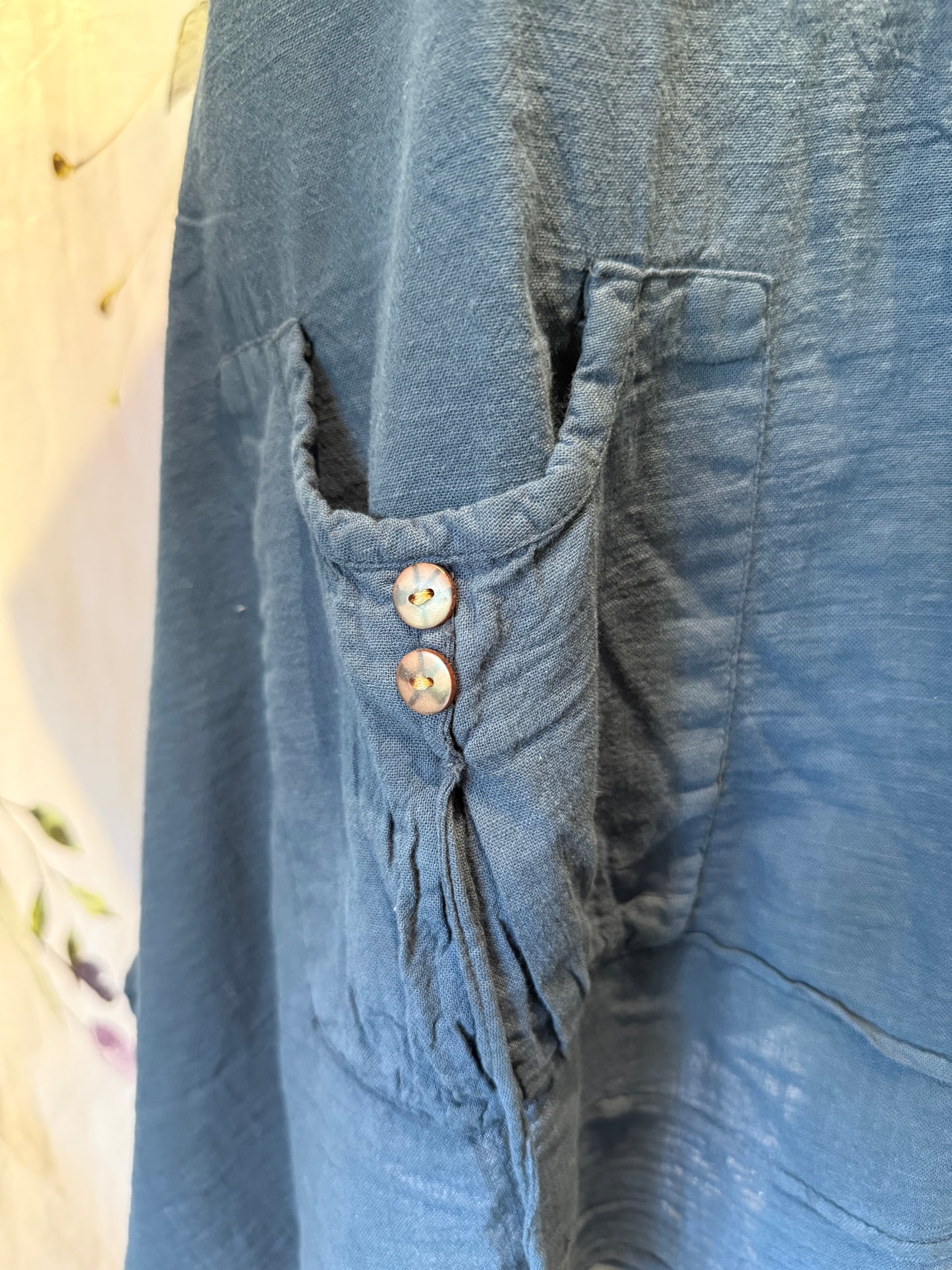 3 Button Top