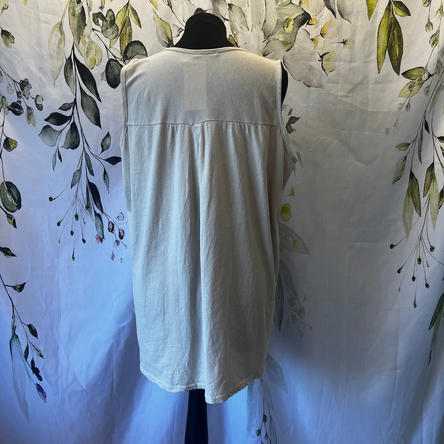 Daisy Sleeveless Top