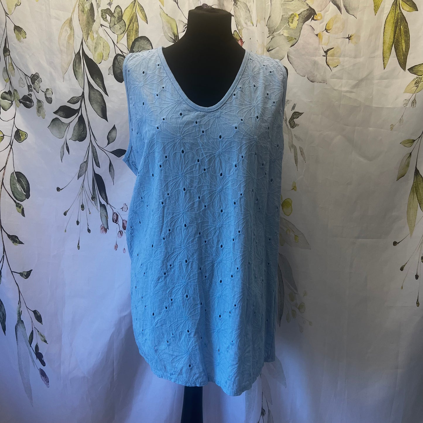 Daisy Sleeveless Top