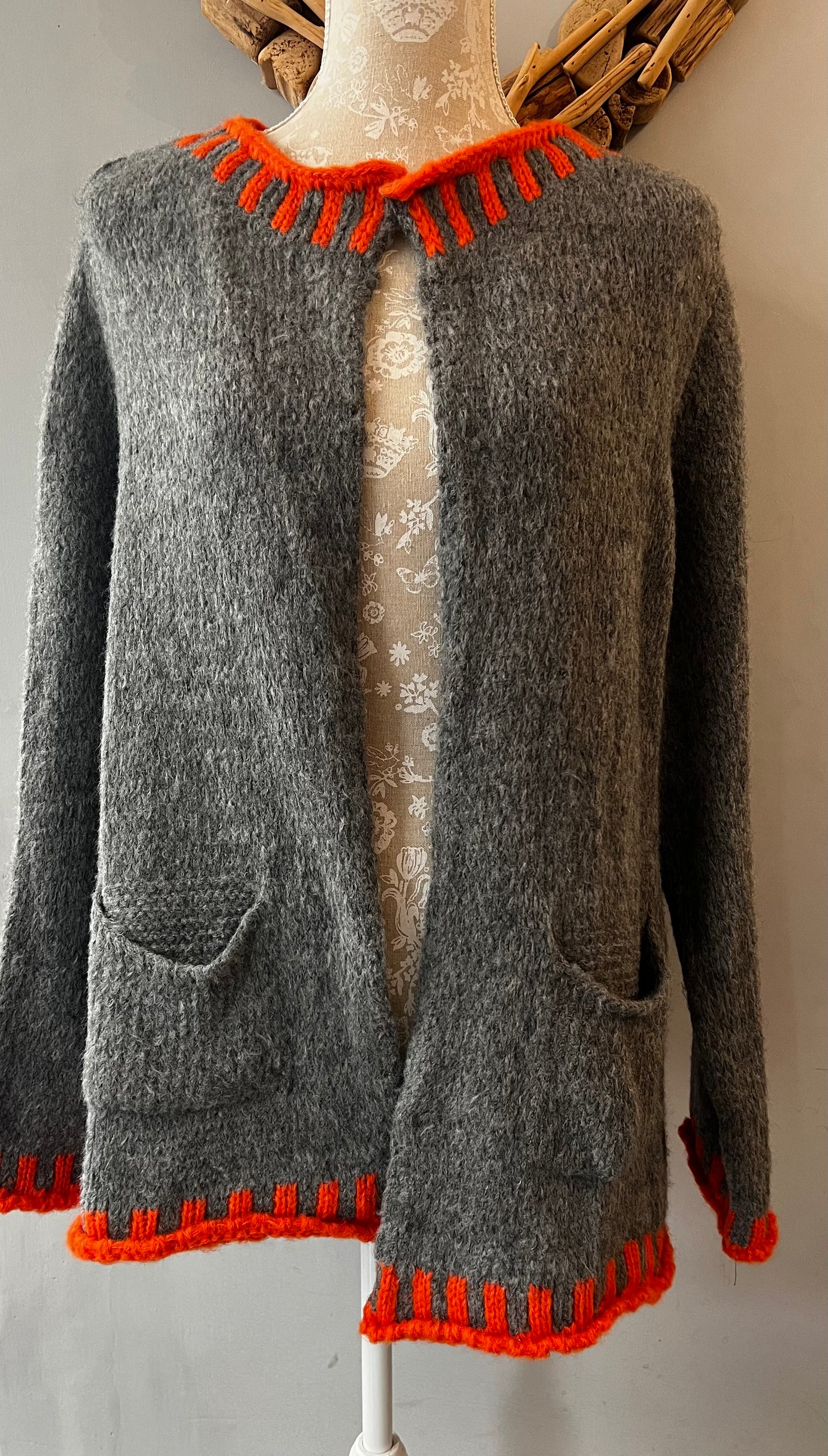 Contrast Trim Cardigan