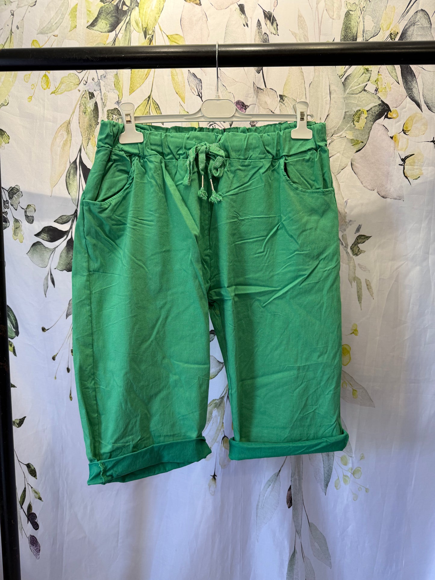 Magic Shorts (curvy size)