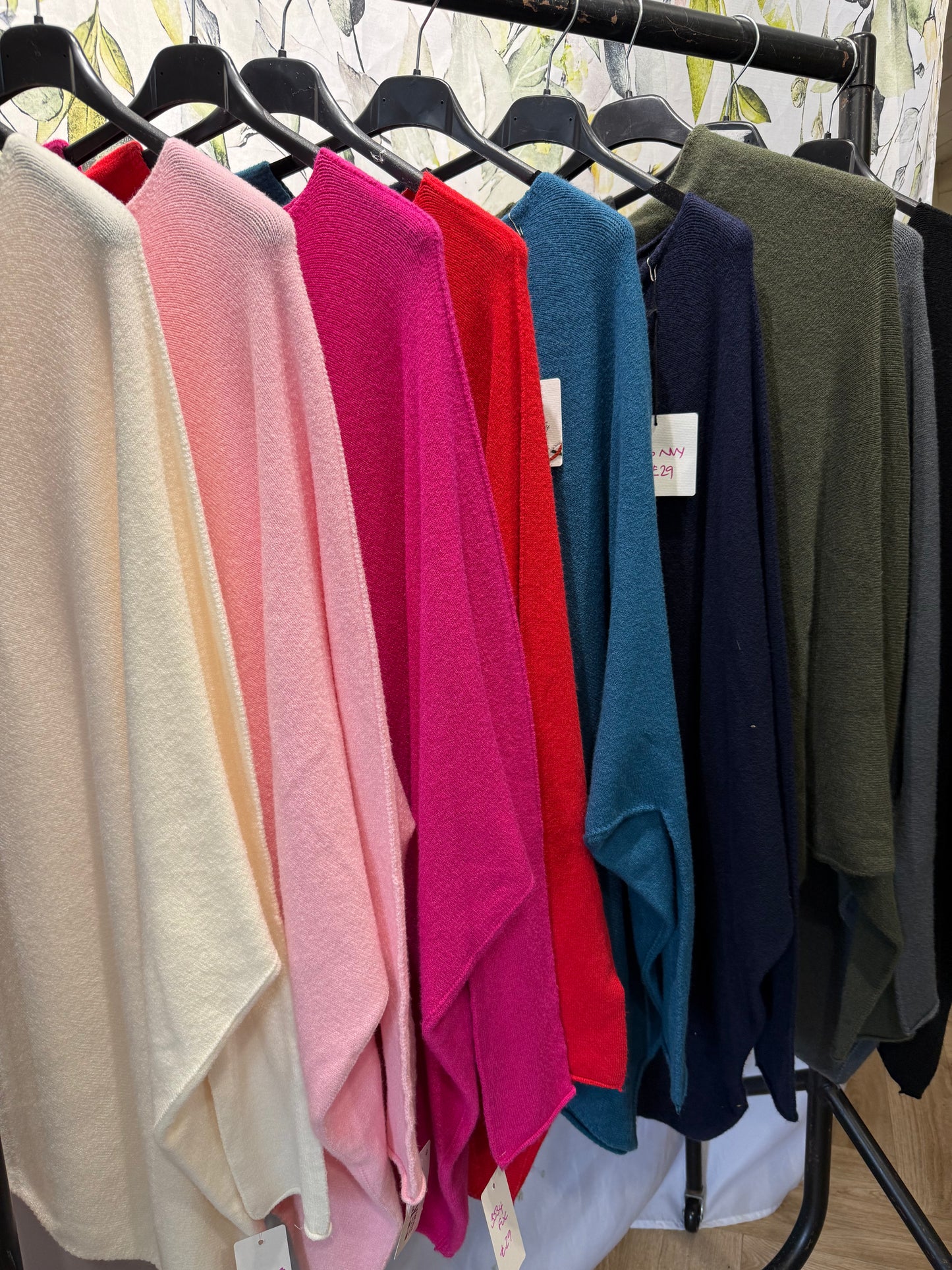 Asymmetric Knit ( curvy size)
