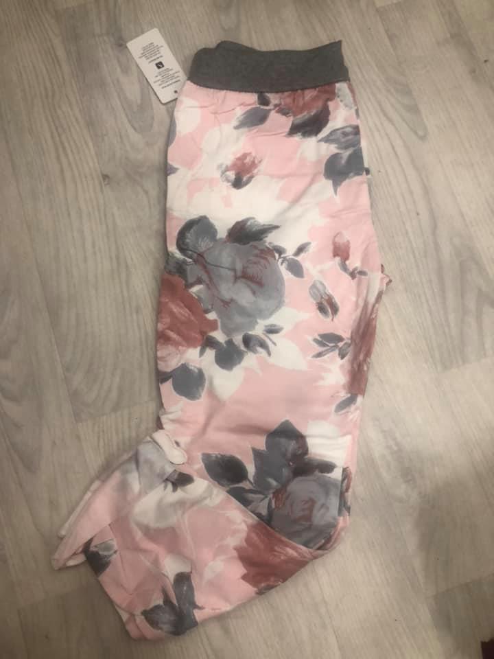 Comfy Crops (Size 10-16)