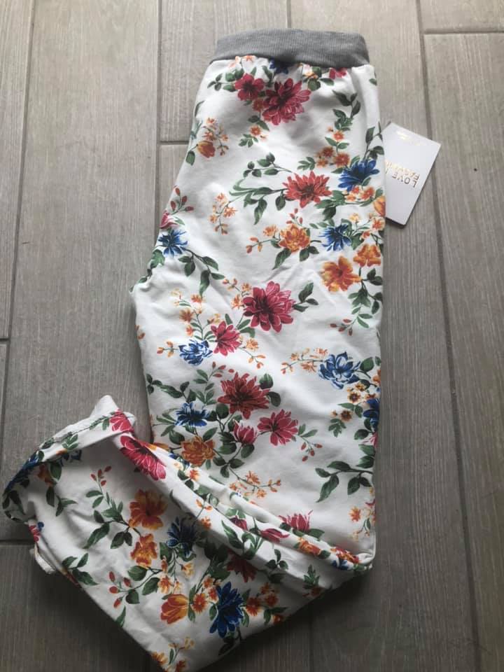 Comfy Crops (Size 10-16)