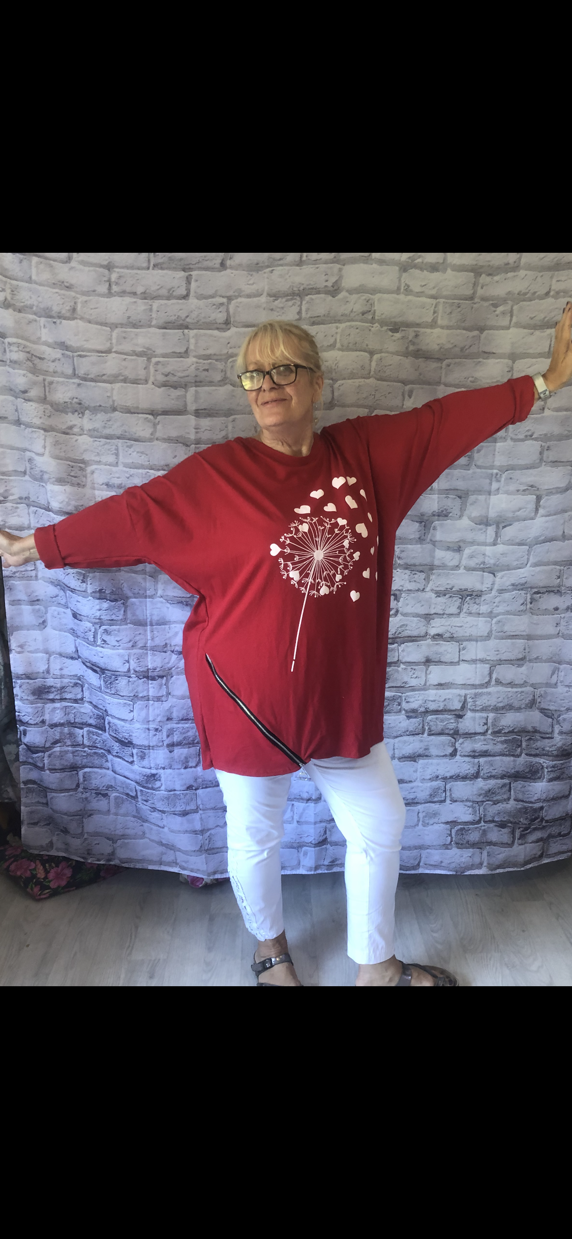 Lightweight Sweat With Dandelion Print