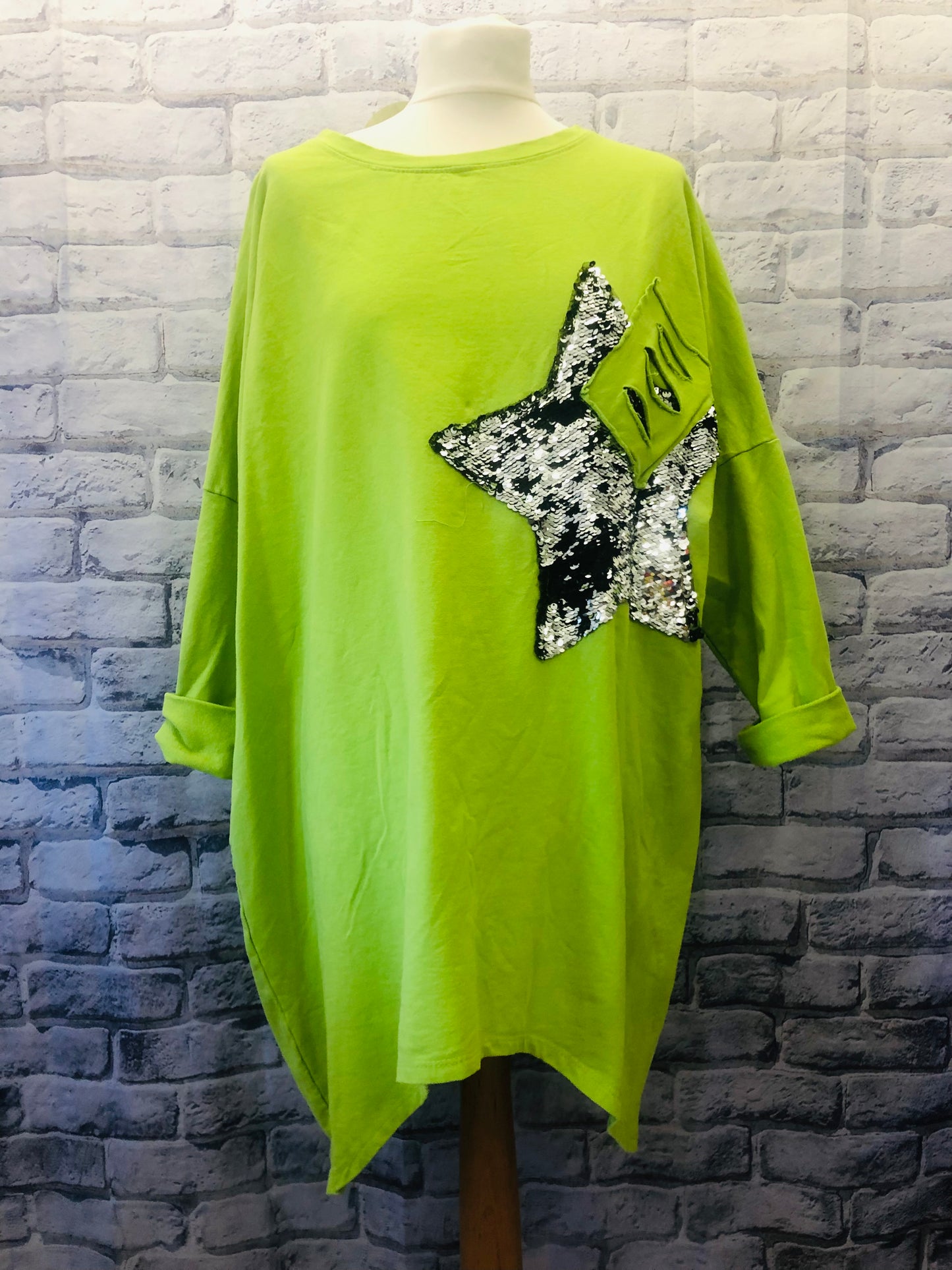 Oversized Sequin Star Sweat