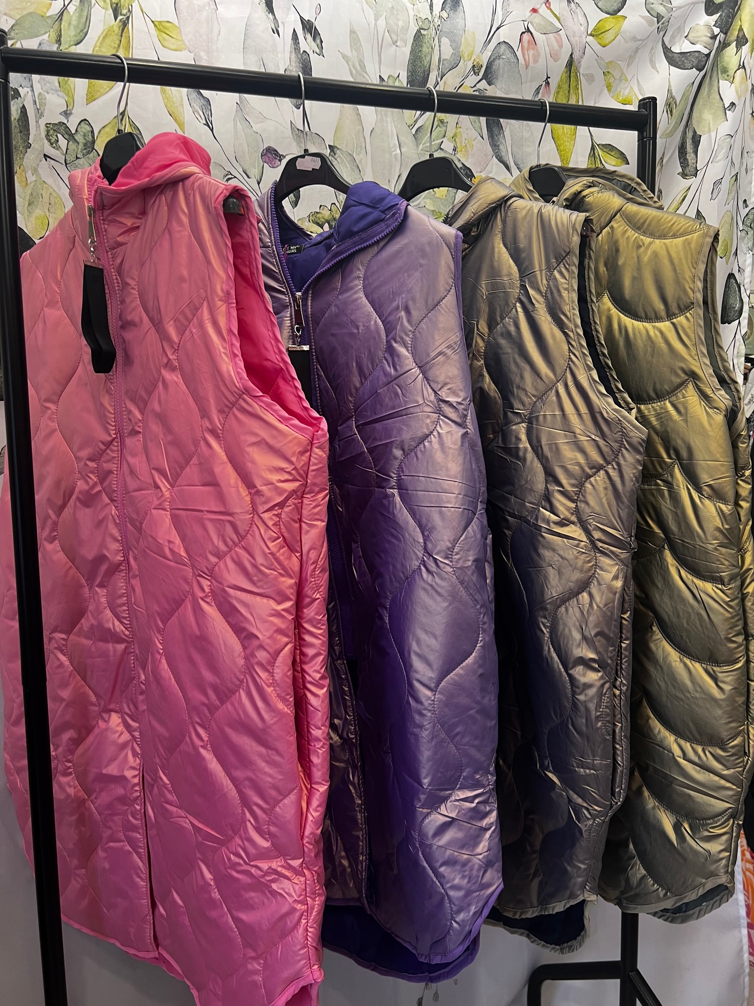 COATS & JACKETS