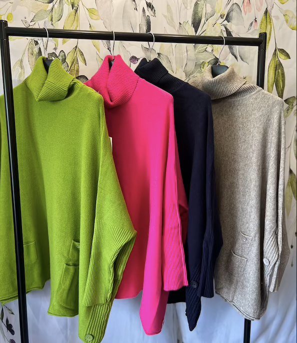 KNITWEAR