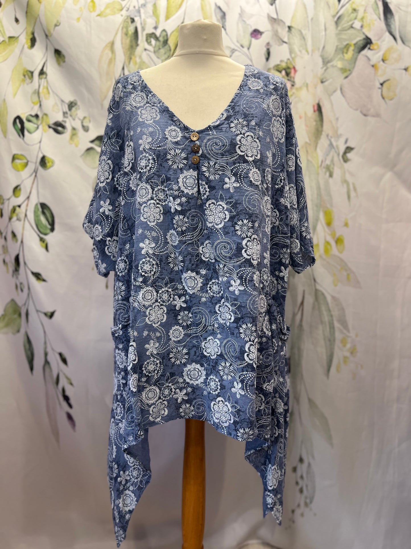 Dipped Hem Top