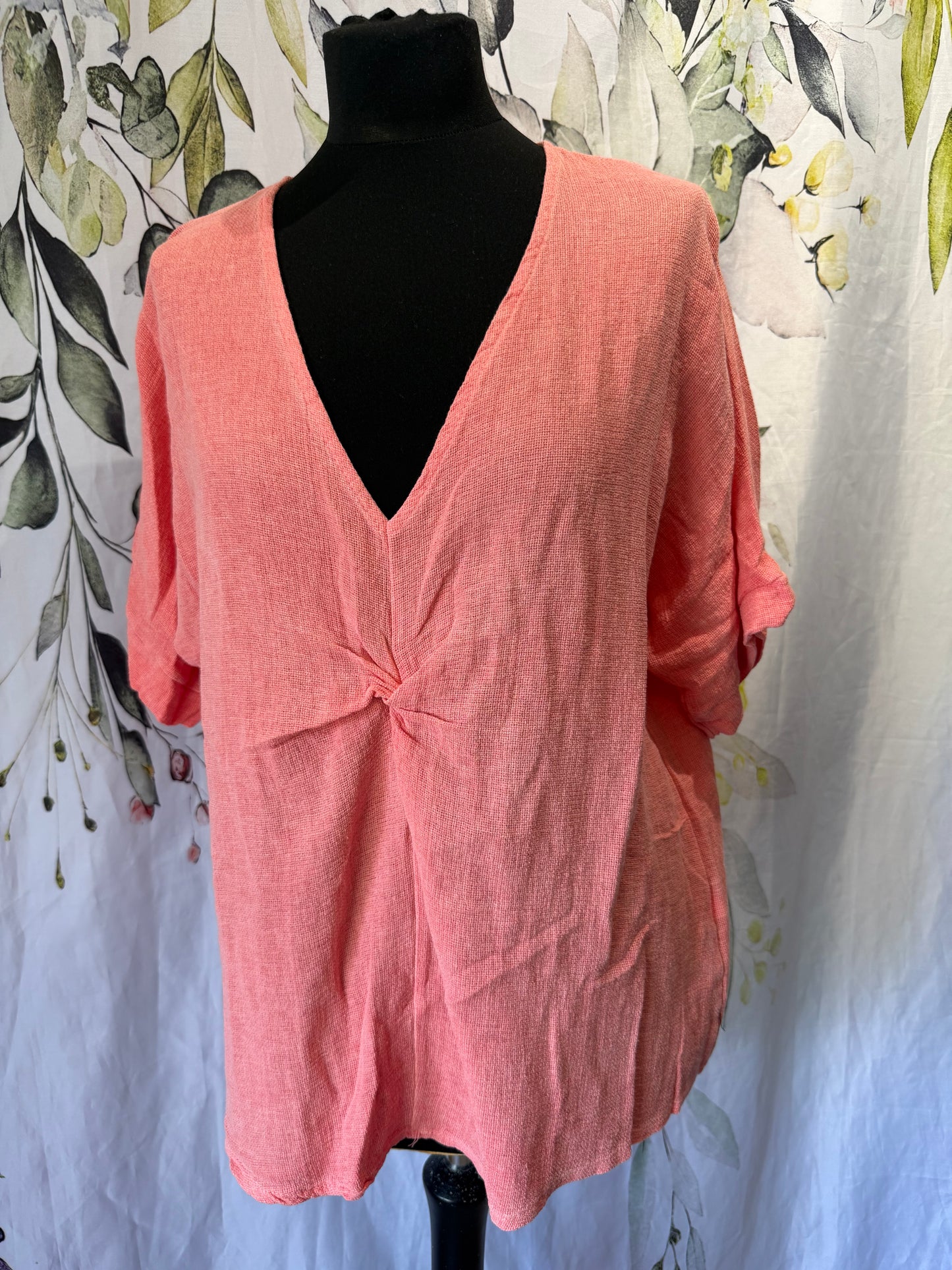 Twist Front Top