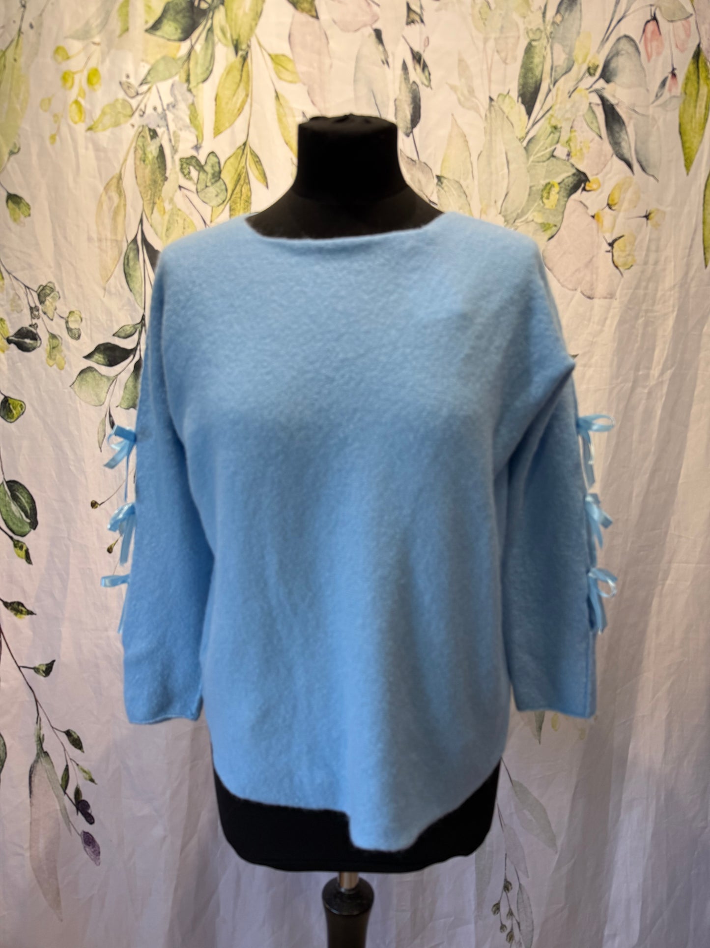 Ribbon Sleeve Knit