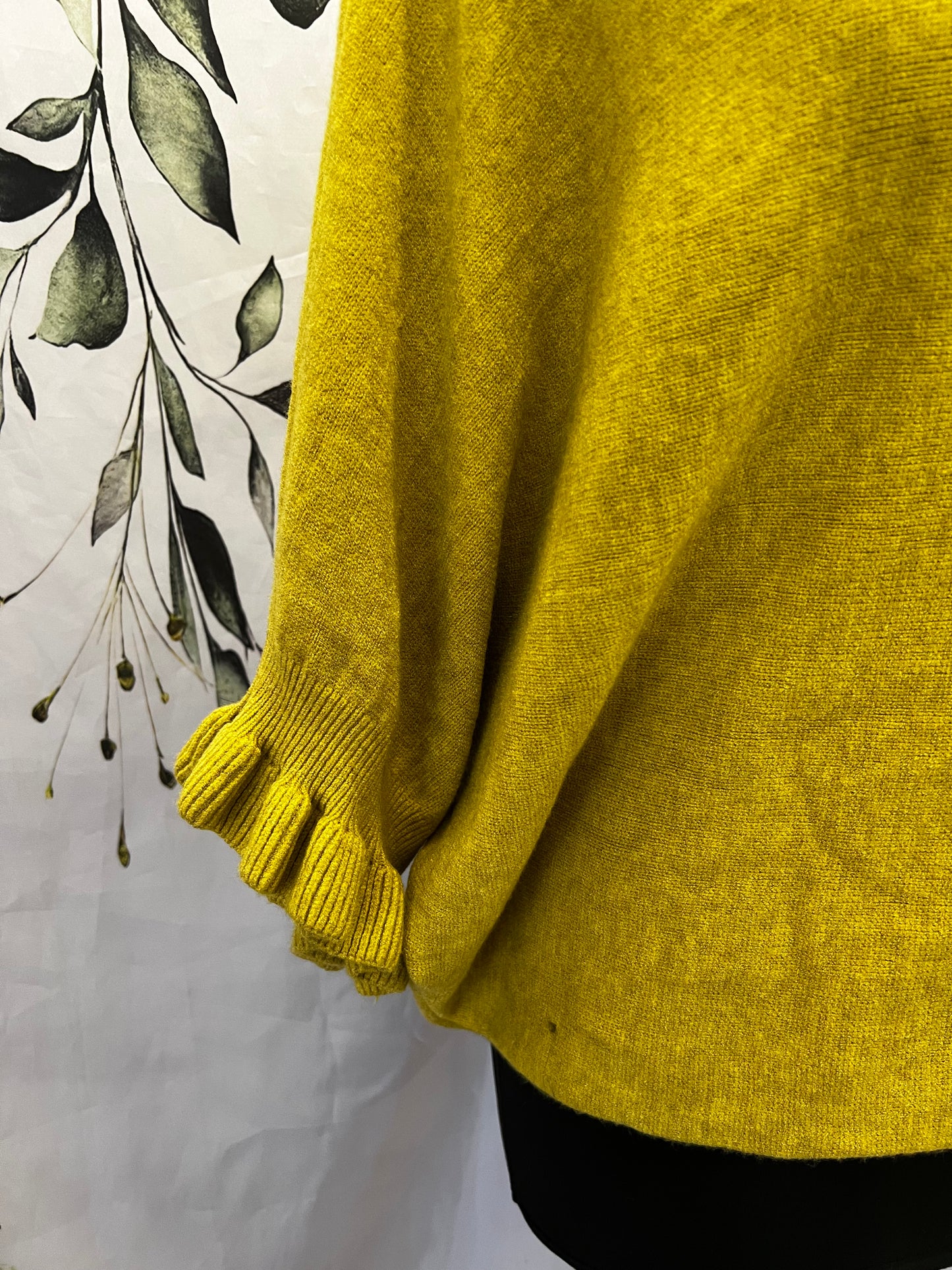 Frill Sleeve Knit