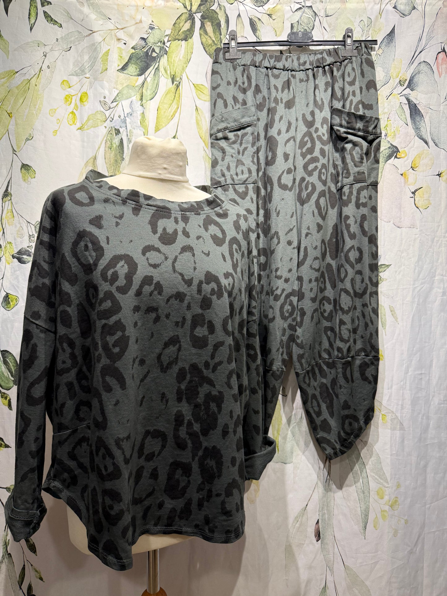 Leopard Print Lounge Suit