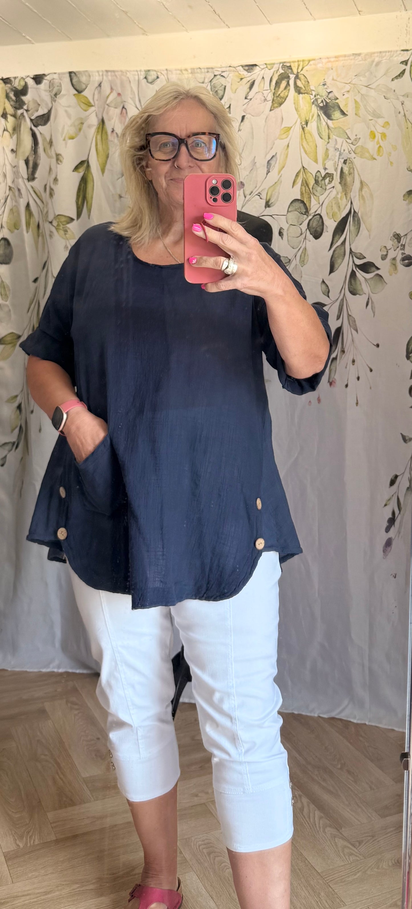 Button Detail Top
