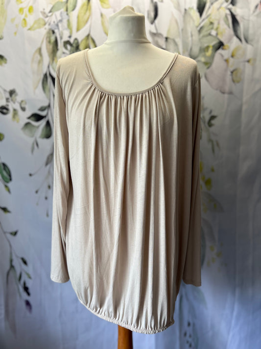 Scoop Neck Top