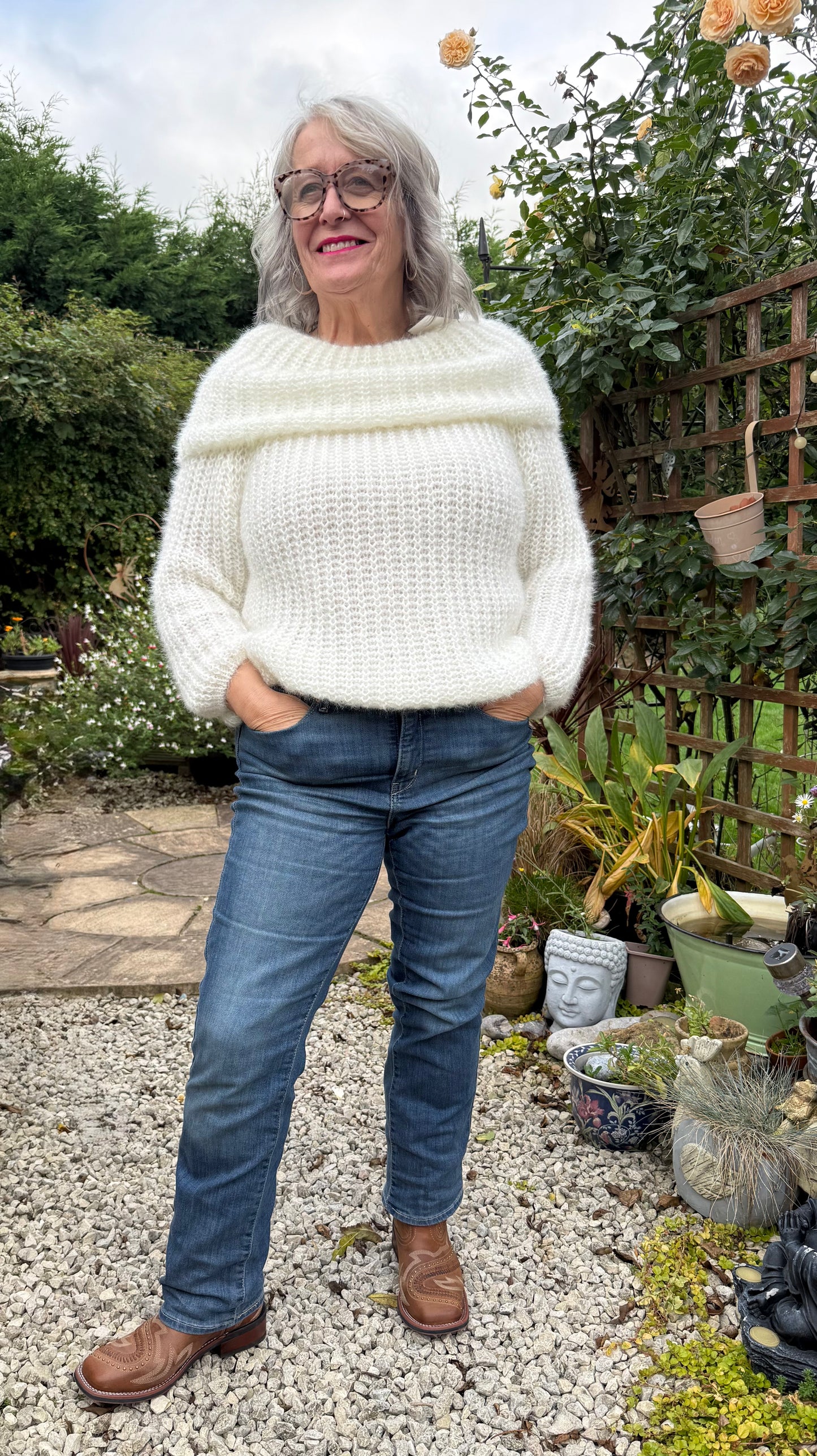 Deep Collar Knit
