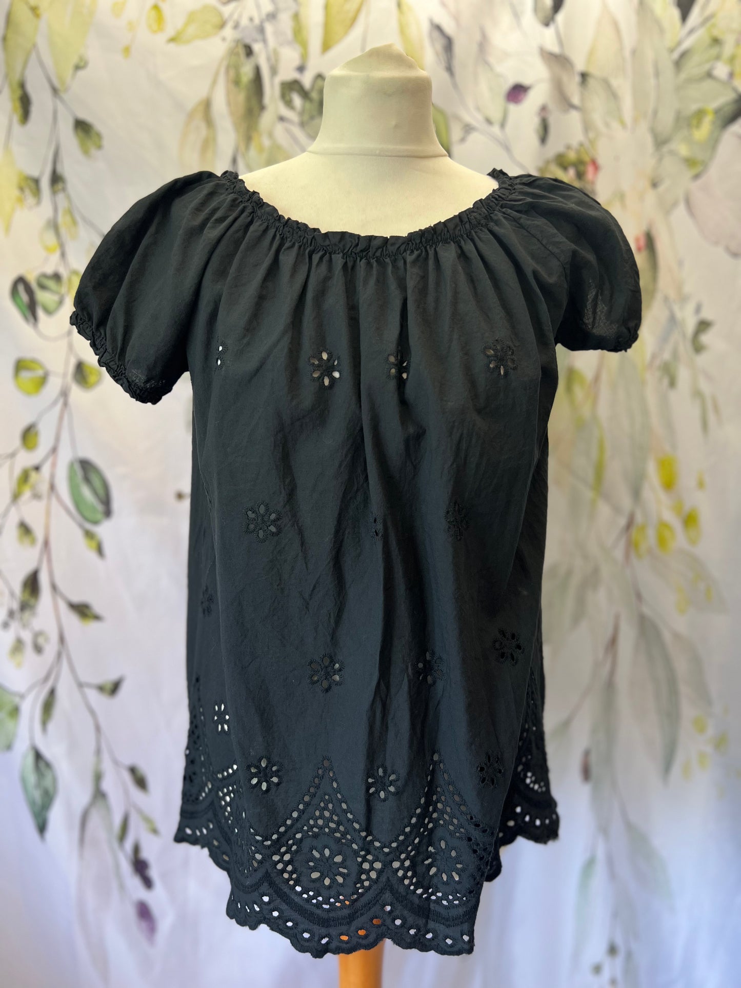 Broderie Anglais Top