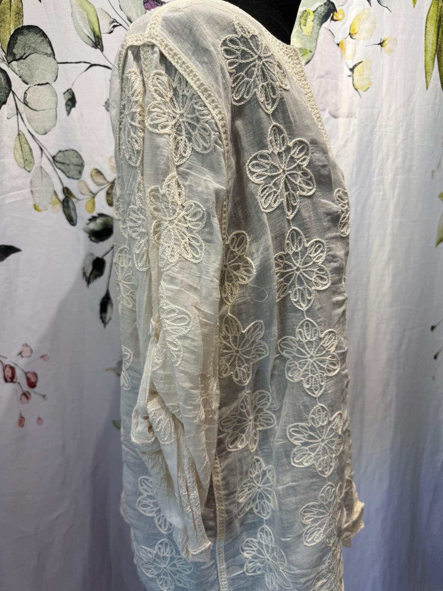 Daisy Embroidered Shirt