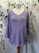 Load image into Gallery viewer, Heart Crochet Top
