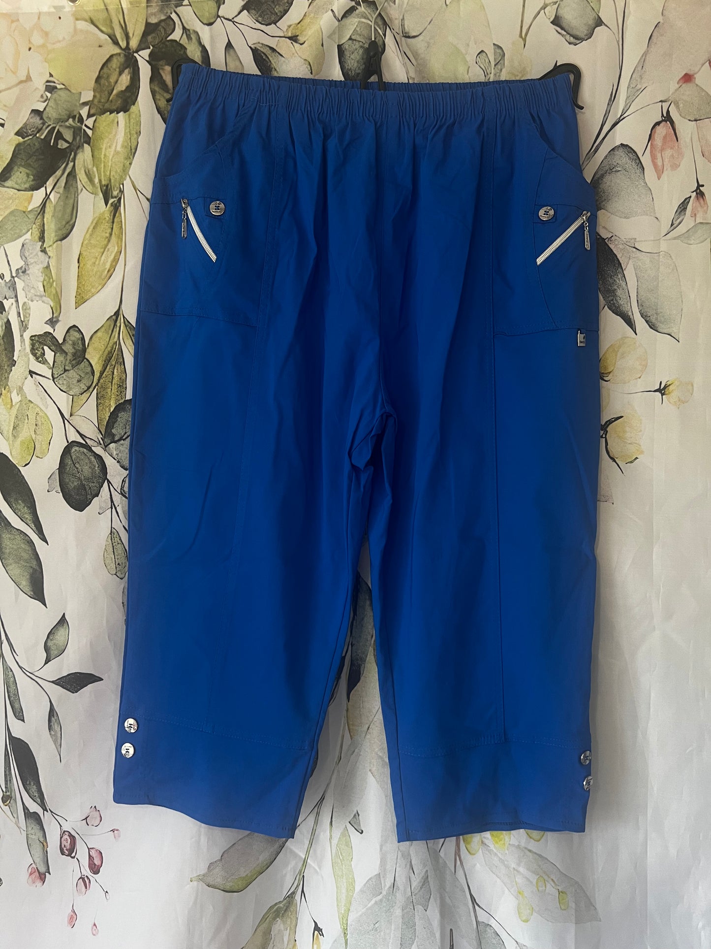 Capri Trousers ( curvy size)