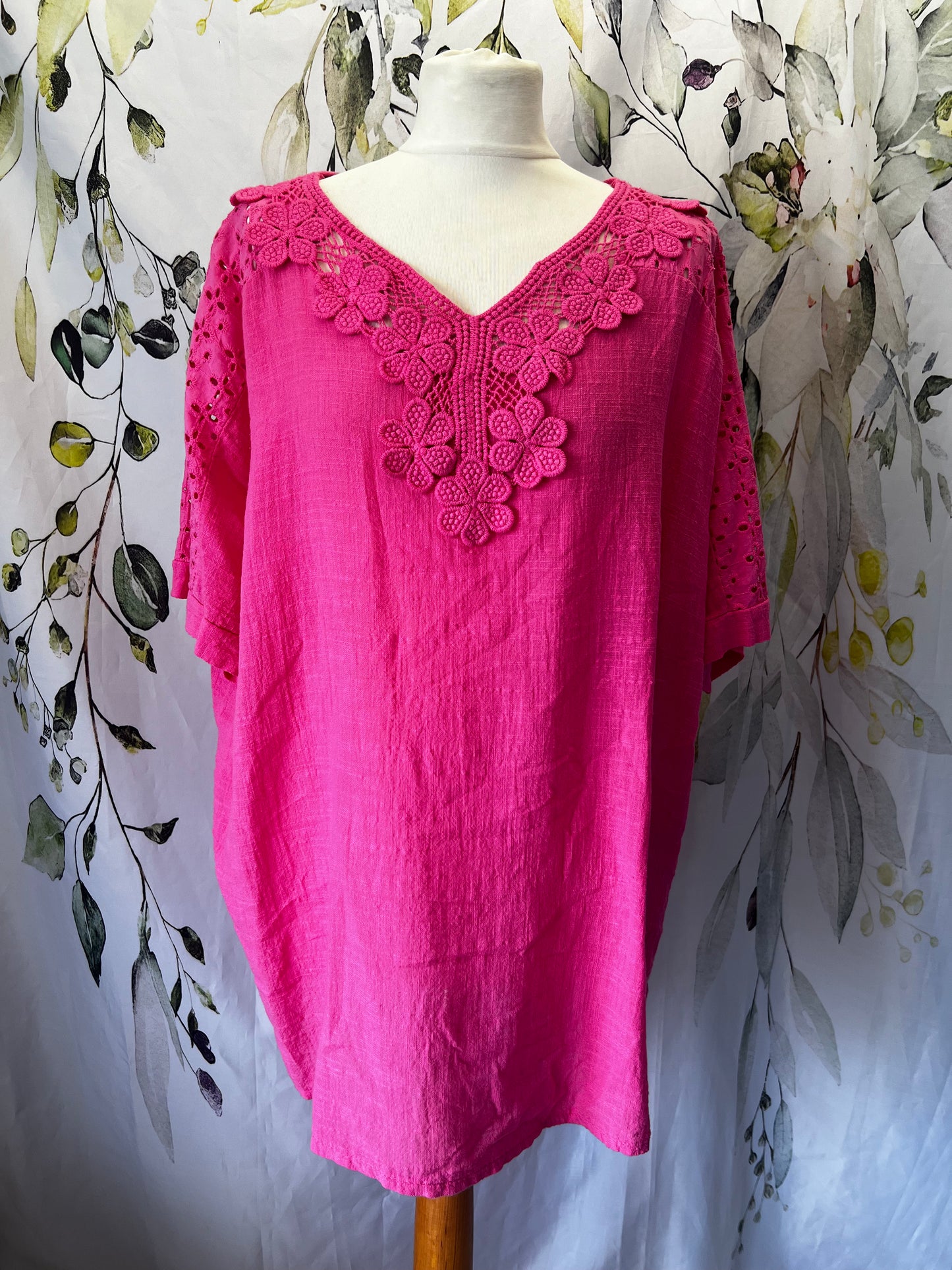 Cotton Top With Flower Detail