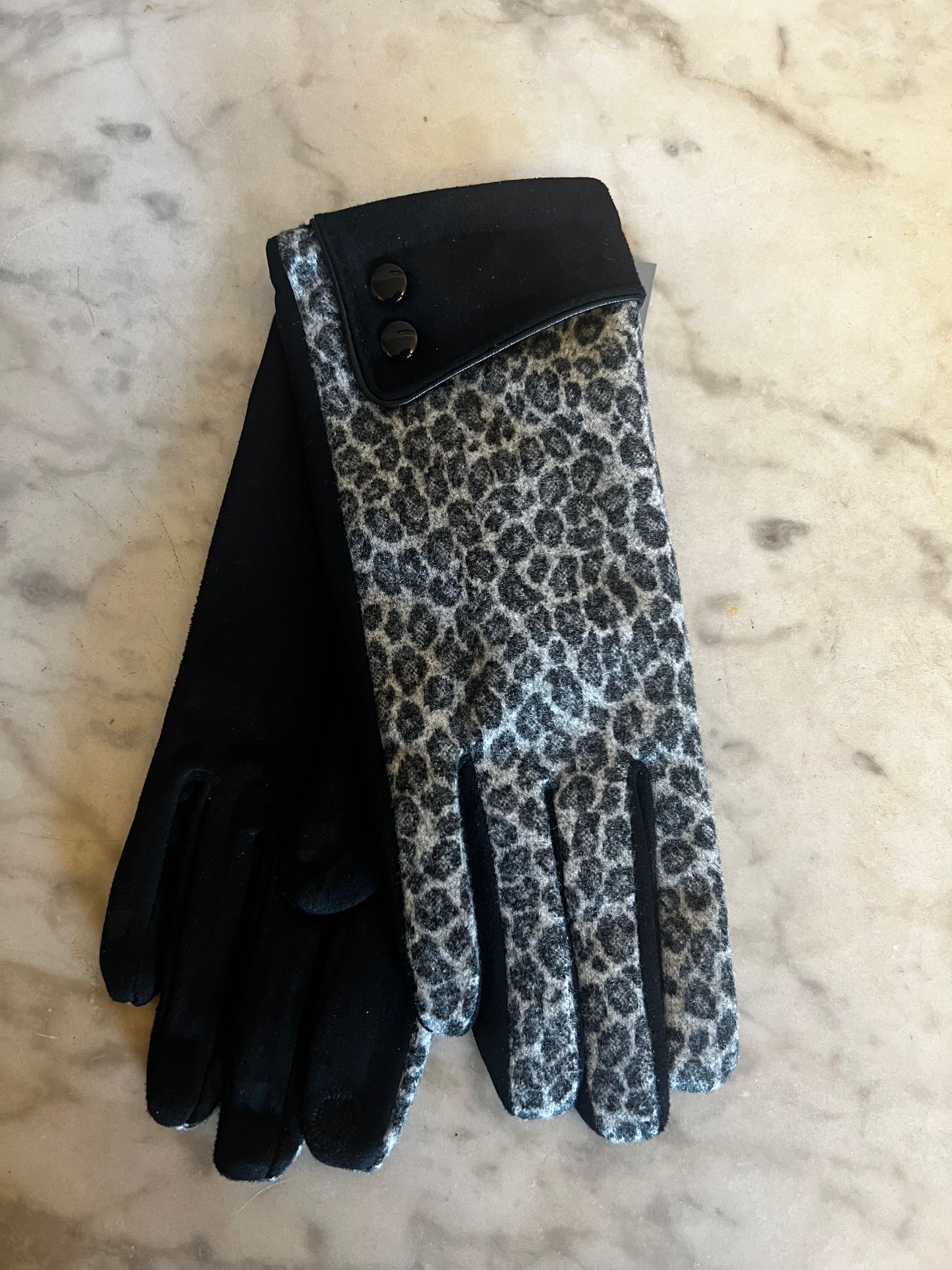 Leopard Print Gloves