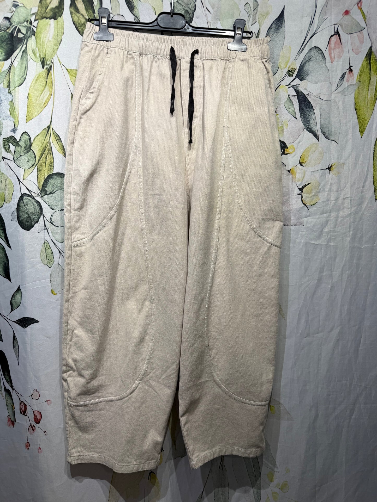 Barrel Leg Trousers
