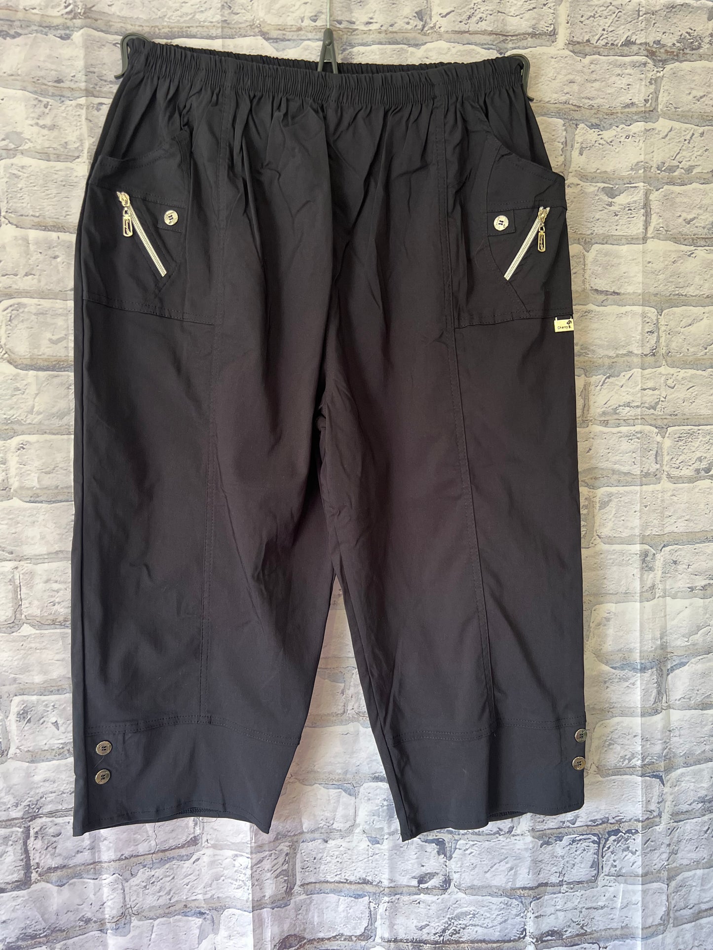 Capri Trousers ( curvy size)