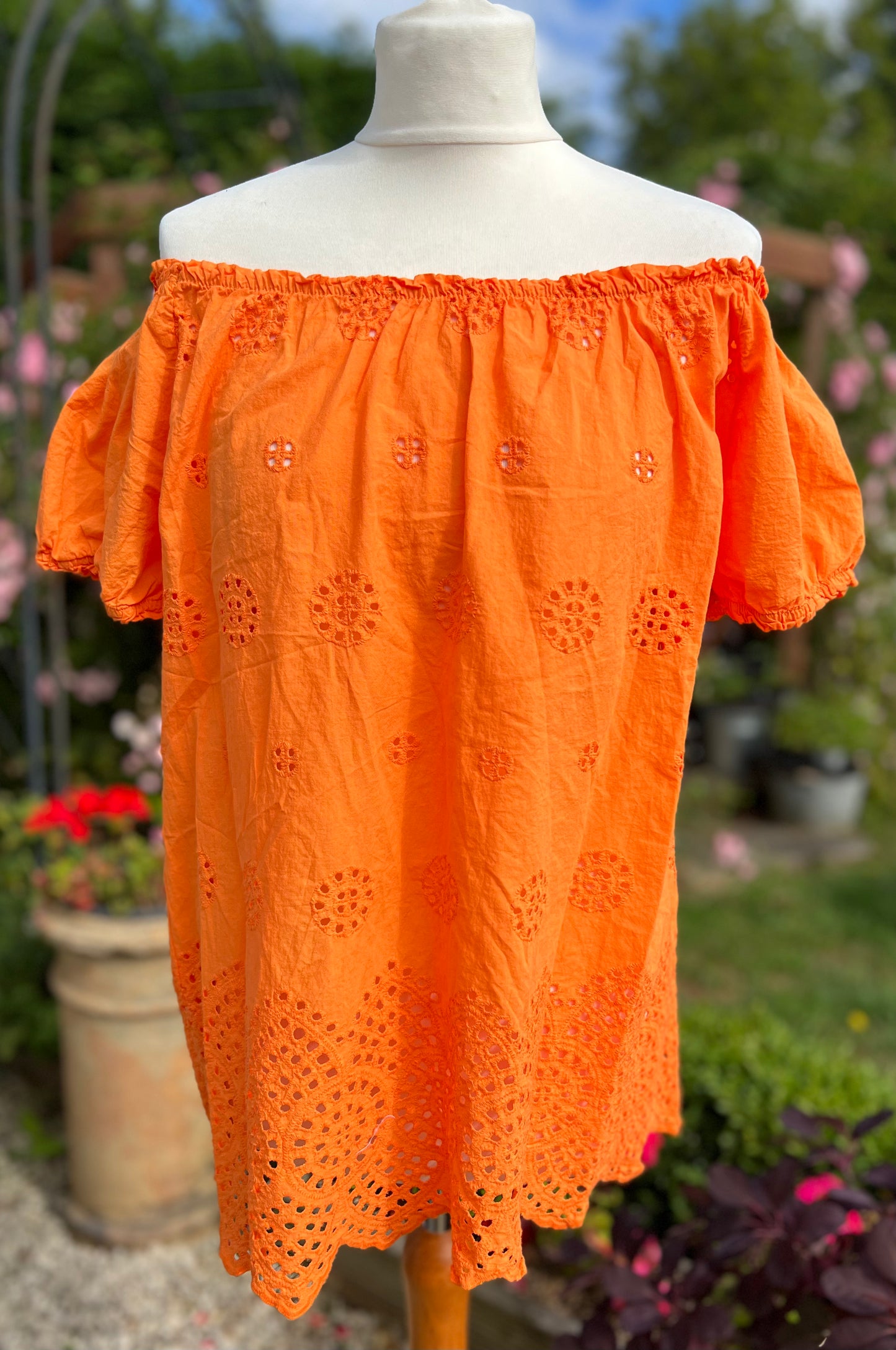 Broderie Anglais Top