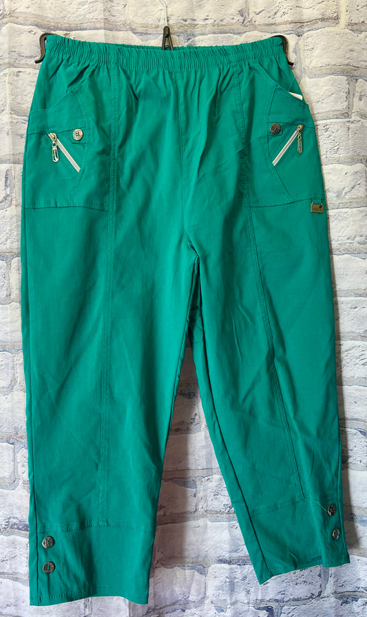 Capri Trousers ( curvy size)