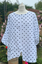 Load image into Gallery viewer, Polka Dot Linen Top
