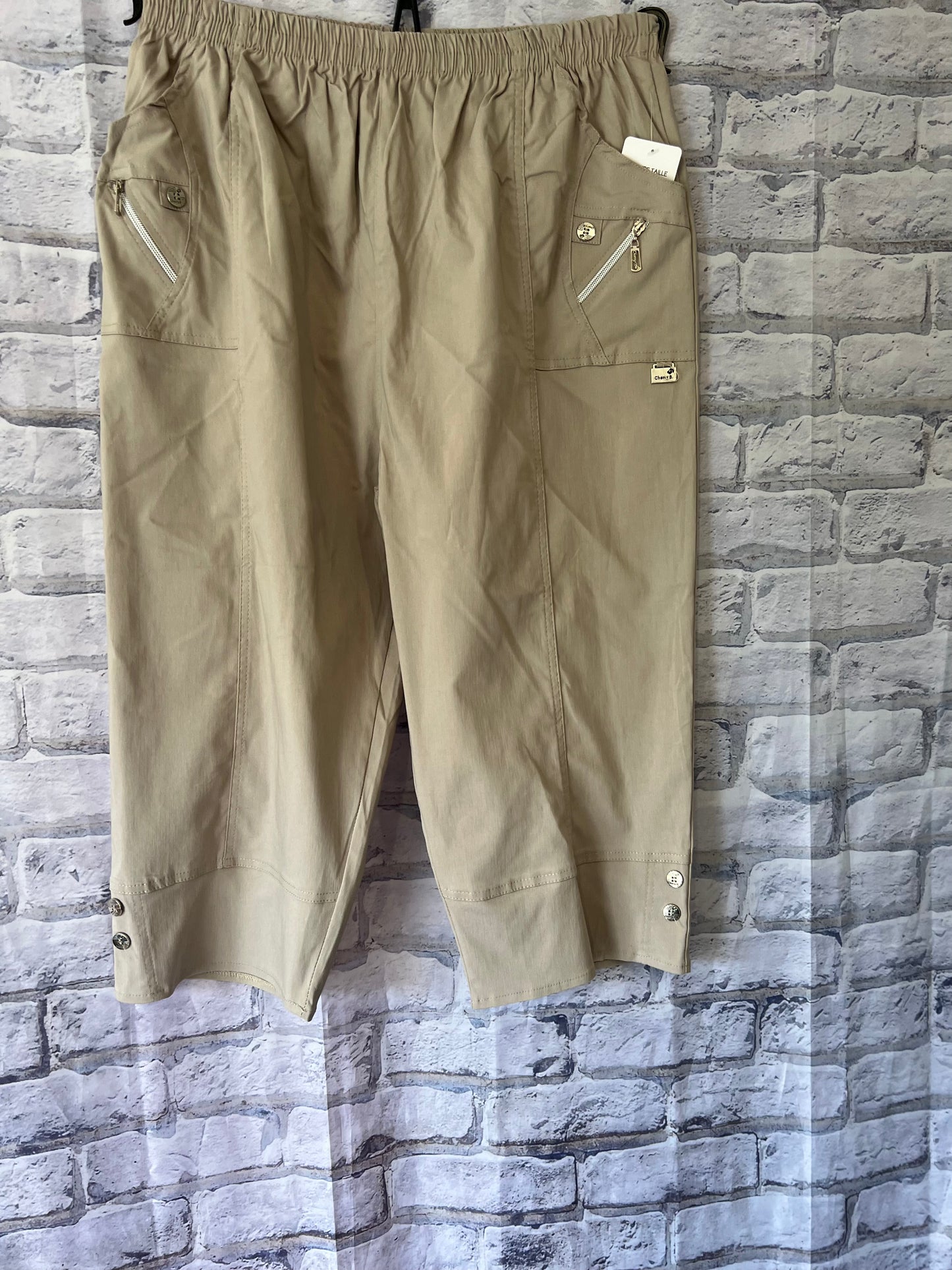 Capri Trousers ( curvy size)