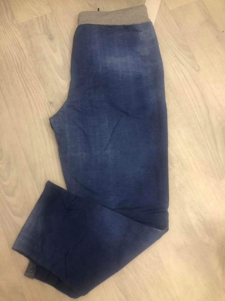 Comfy Crops (Size 10-16)