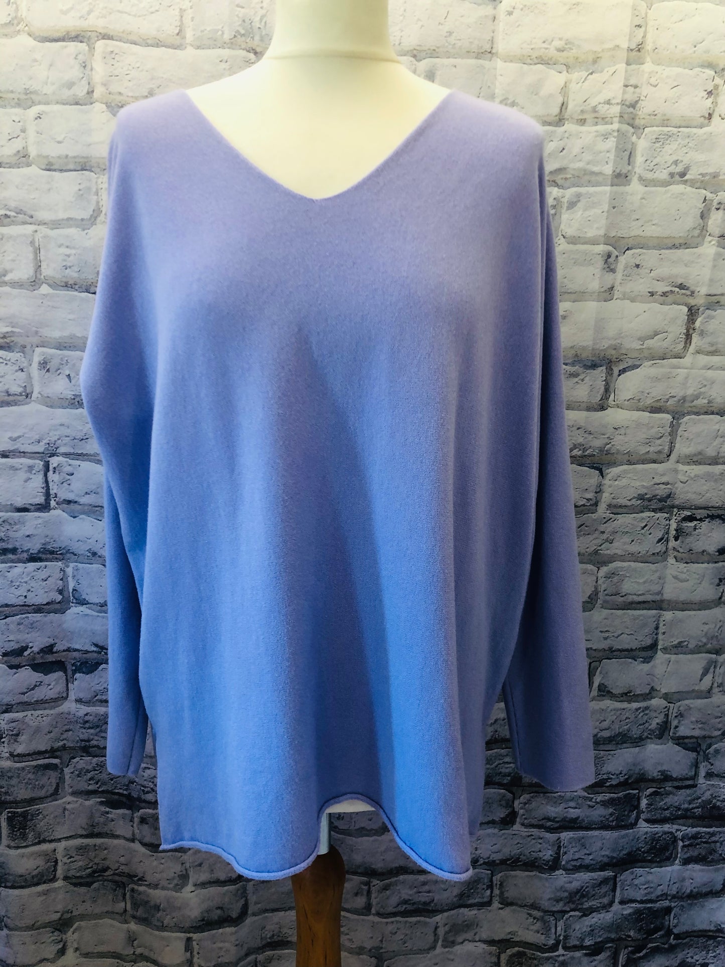 Cashmere Mix V Neck