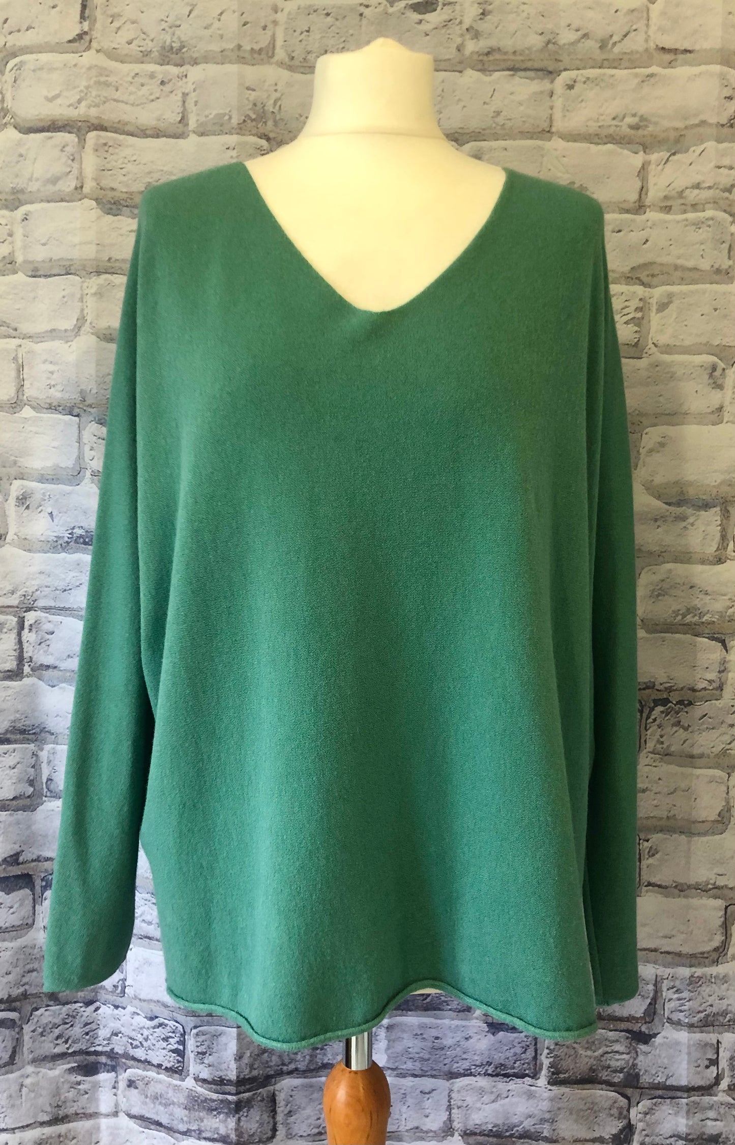 Cashmere Mix V Neck
