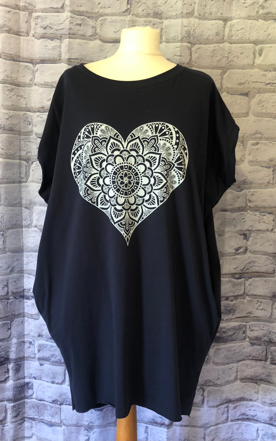 Oversized T Shirt Mehndi Heart