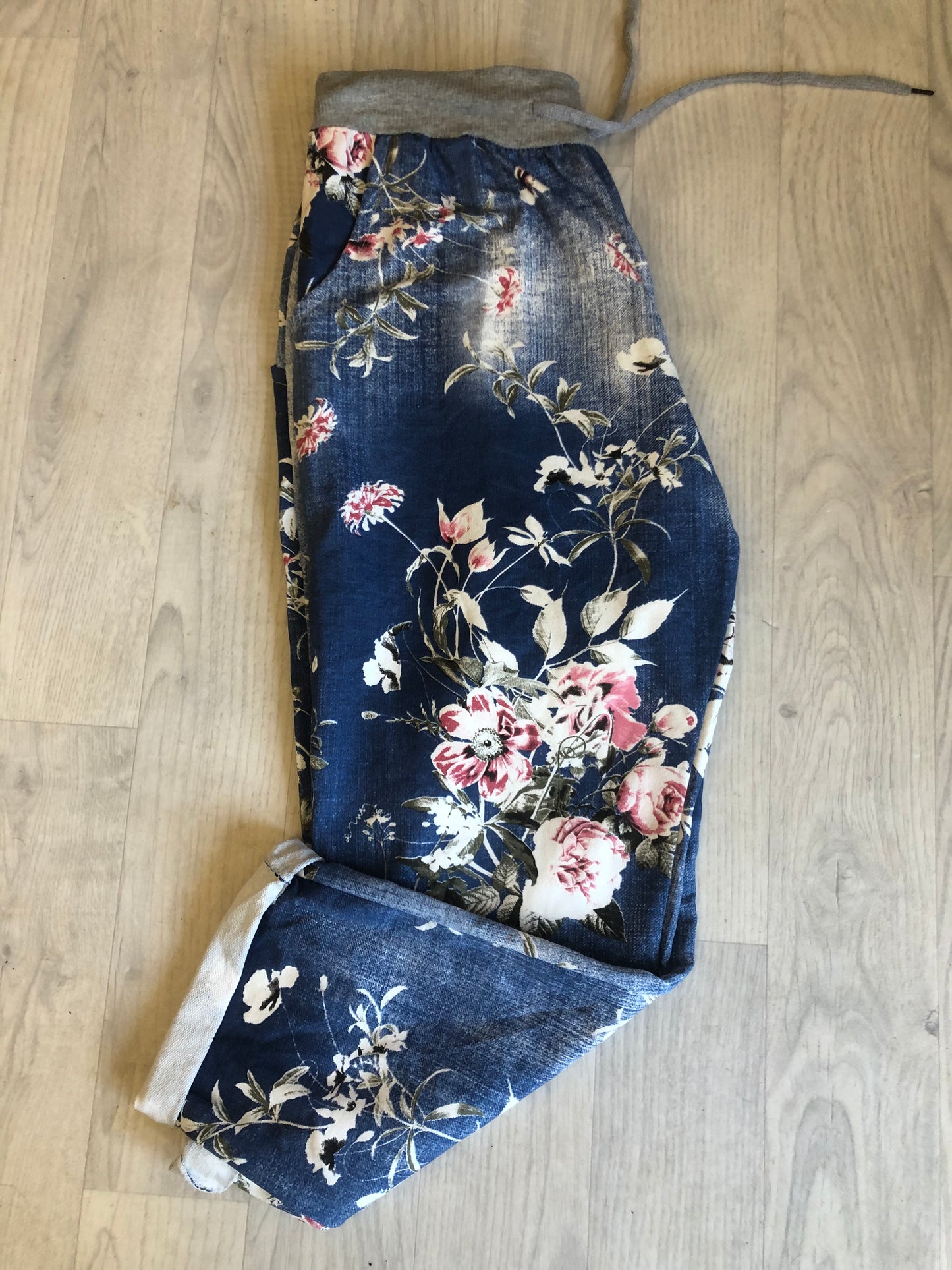 Comfy Crops (Size 10-16)