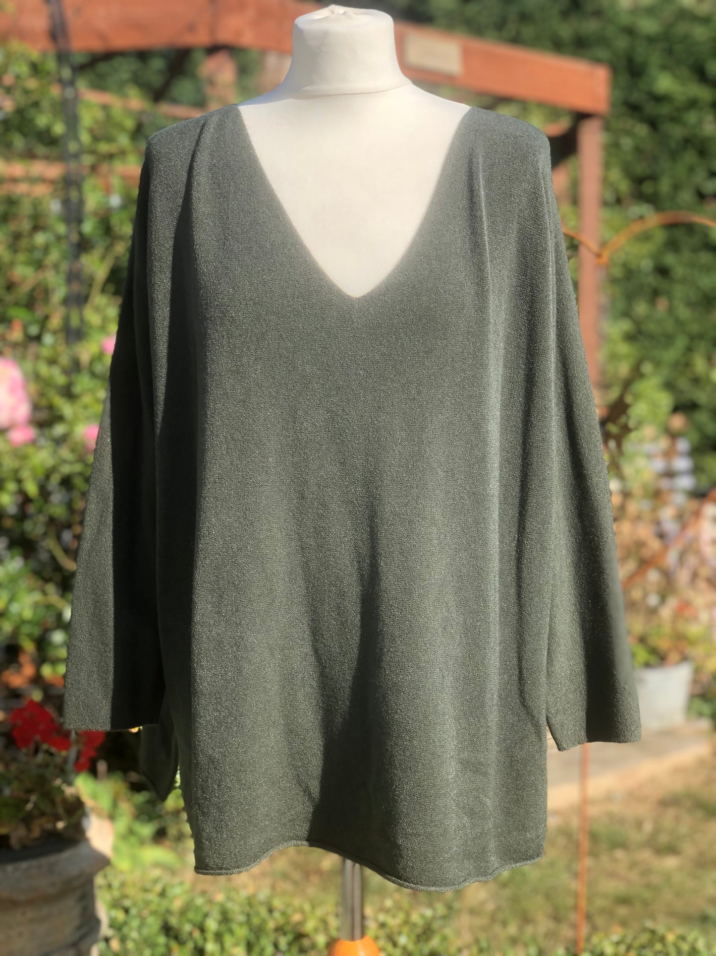 Cashmere Mix V Neck