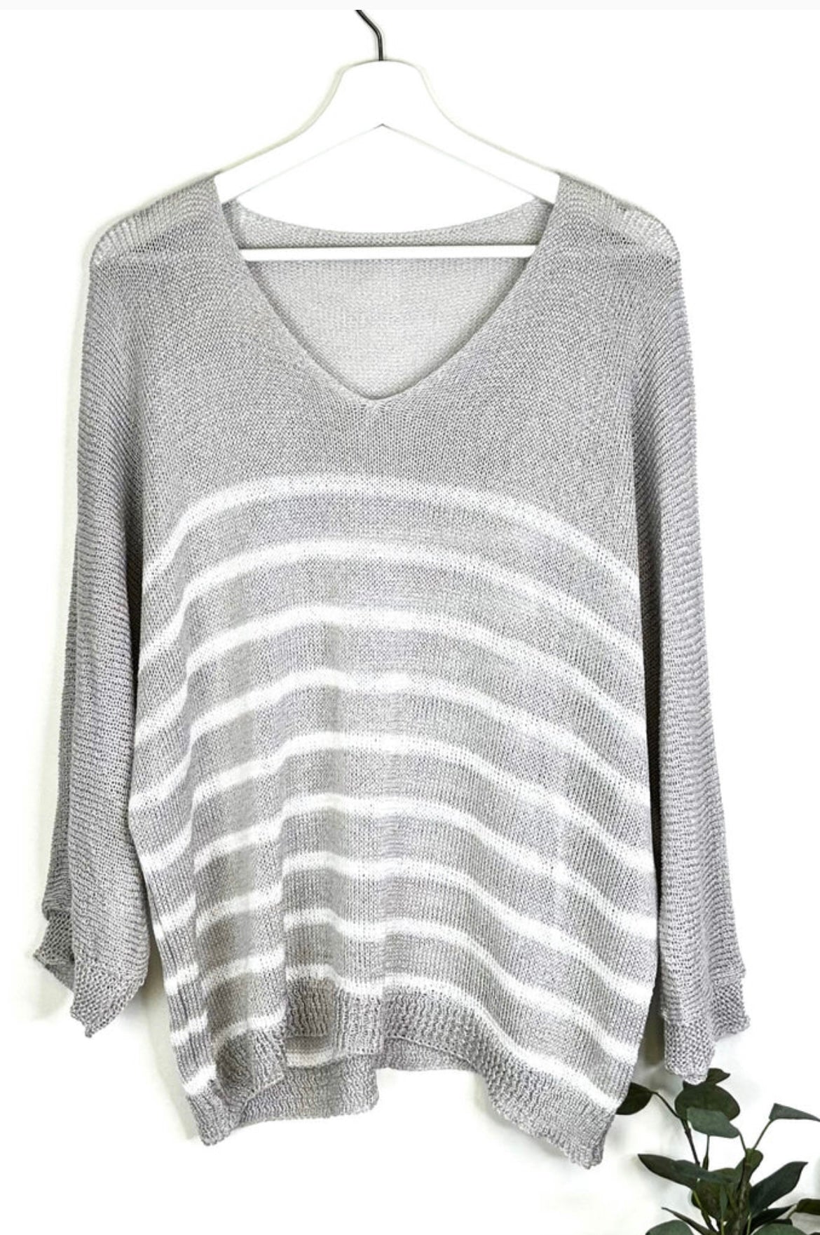 V neck Knit