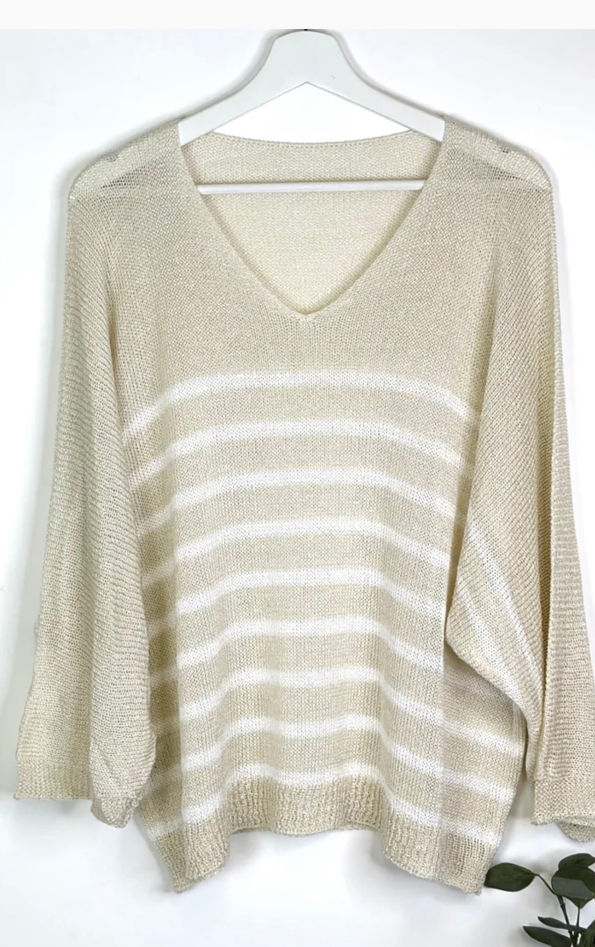 V neck Knit